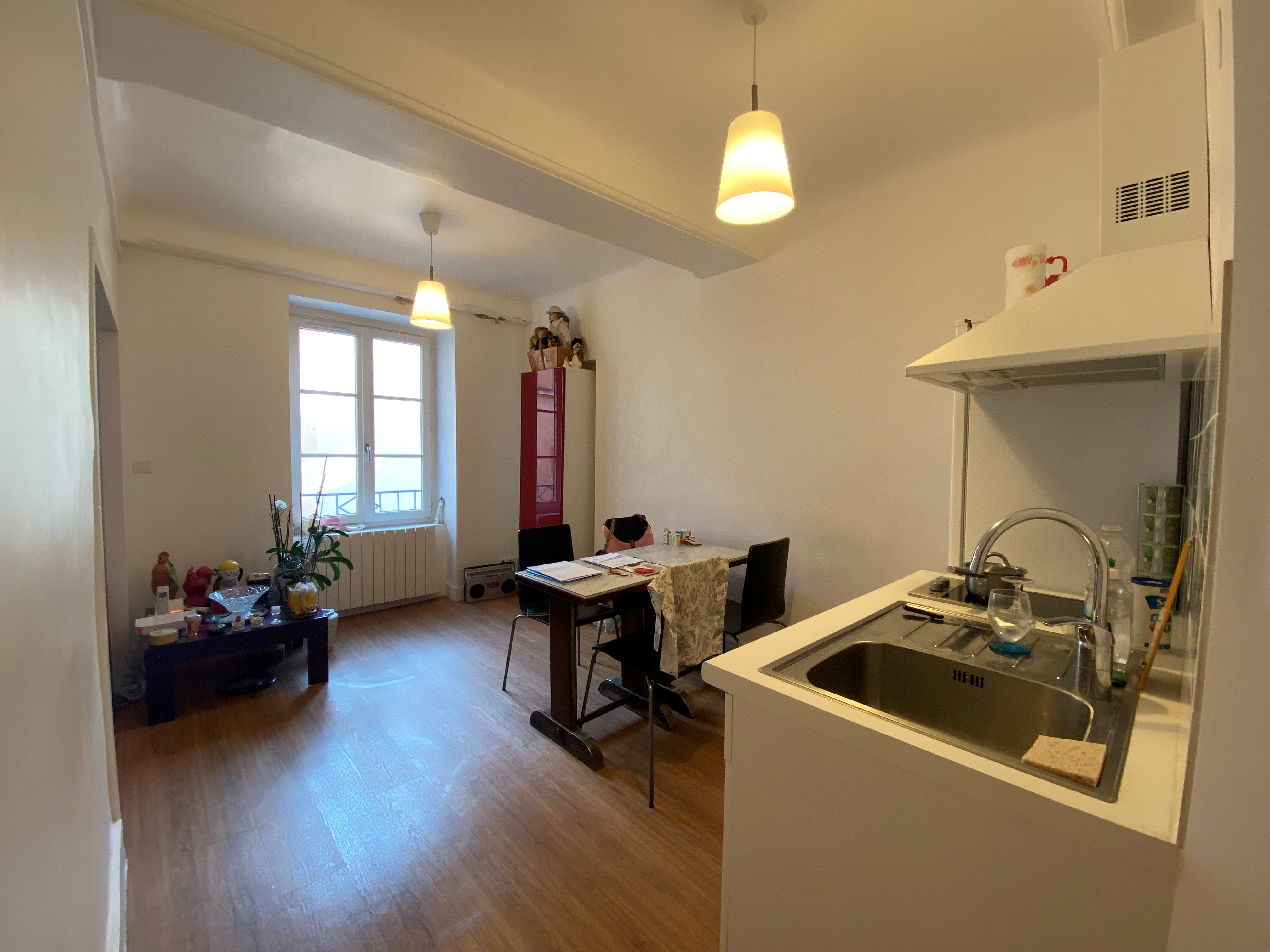 étage élevé -T2 de 38m² - rue Romarin | Lyon (69001) | Juron & Tripier